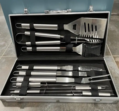 Набір інструментів для барбекю Rainberg AL-10 з нержавіючої сталі в валізі, 10 предметів